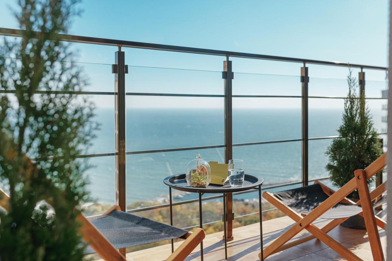 Sea & Sky Apartments Odesa Exterior foto