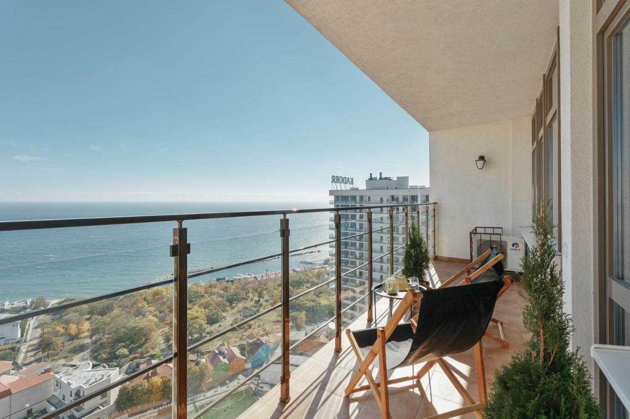 Sea & Sky Apartments Odesa Exterior foto